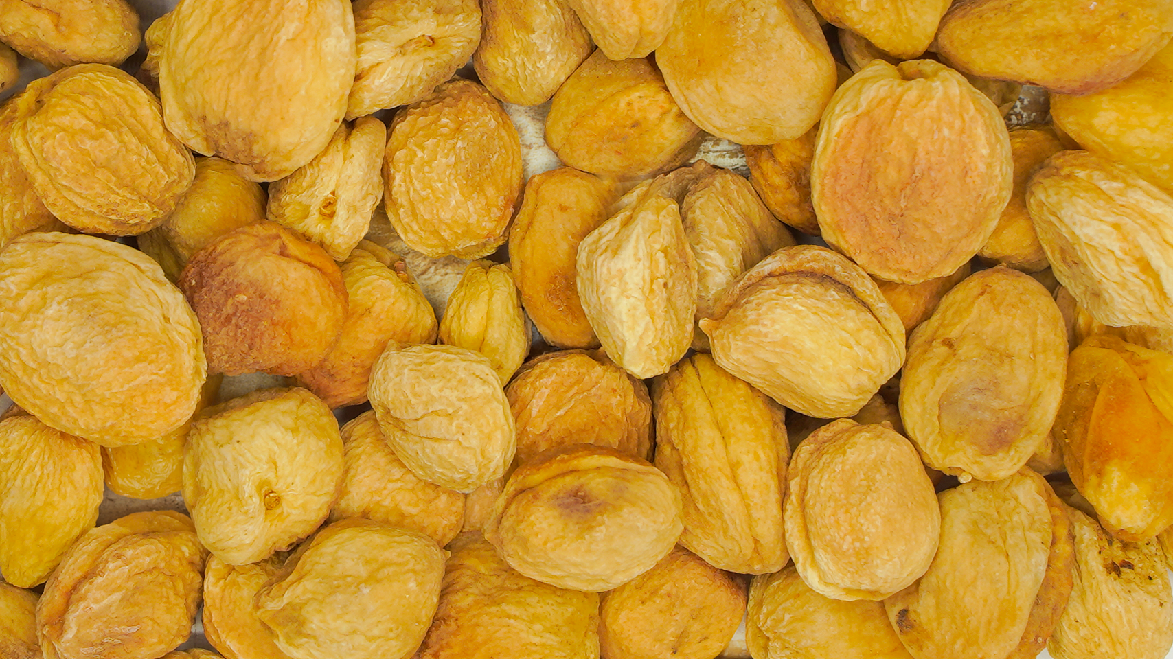 Apricot With Seed (Desi)